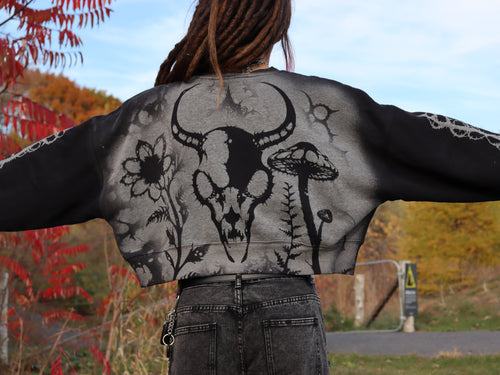 Crew neck crop top skull Large