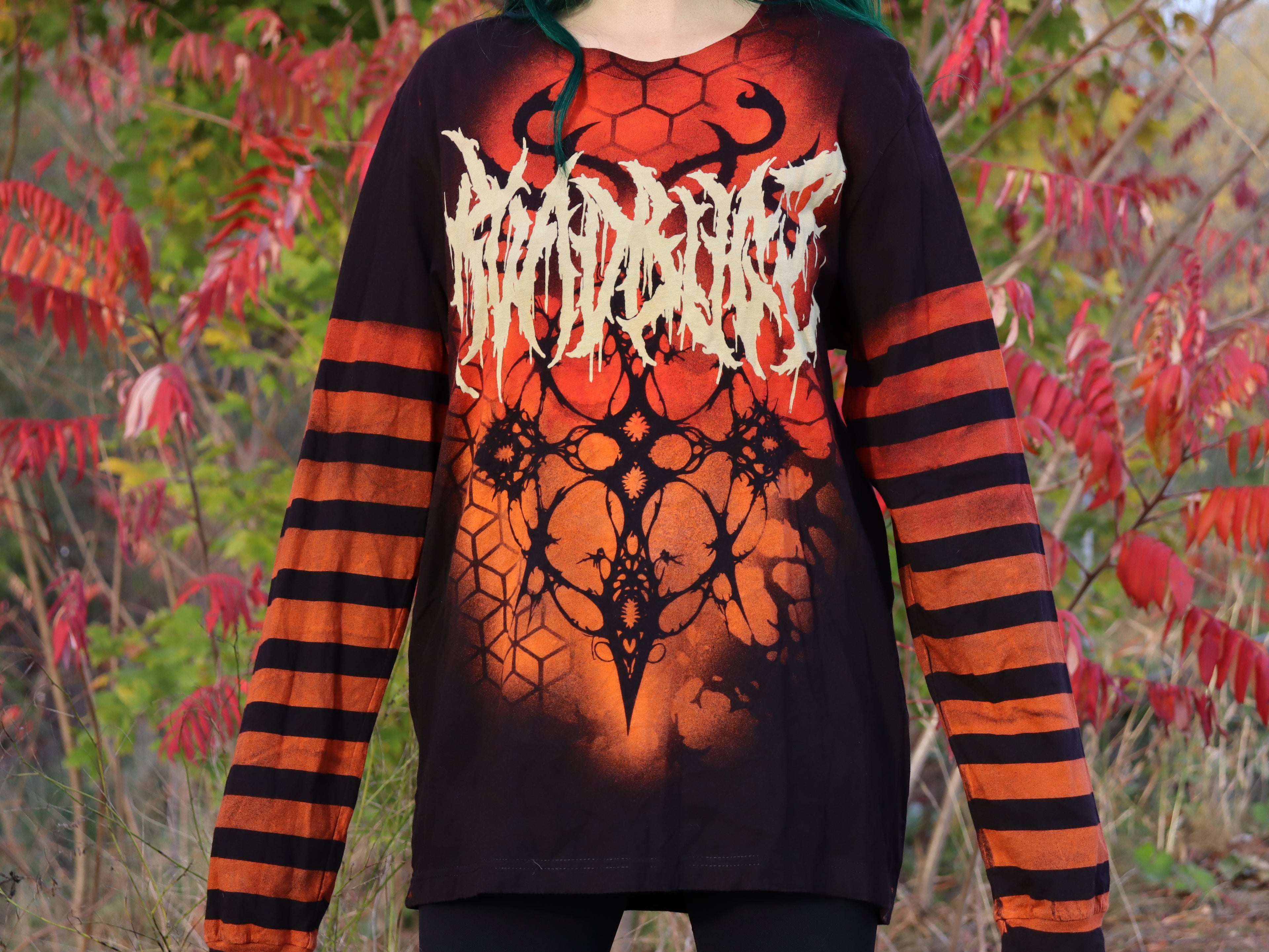 Long sleeves orange skull large
