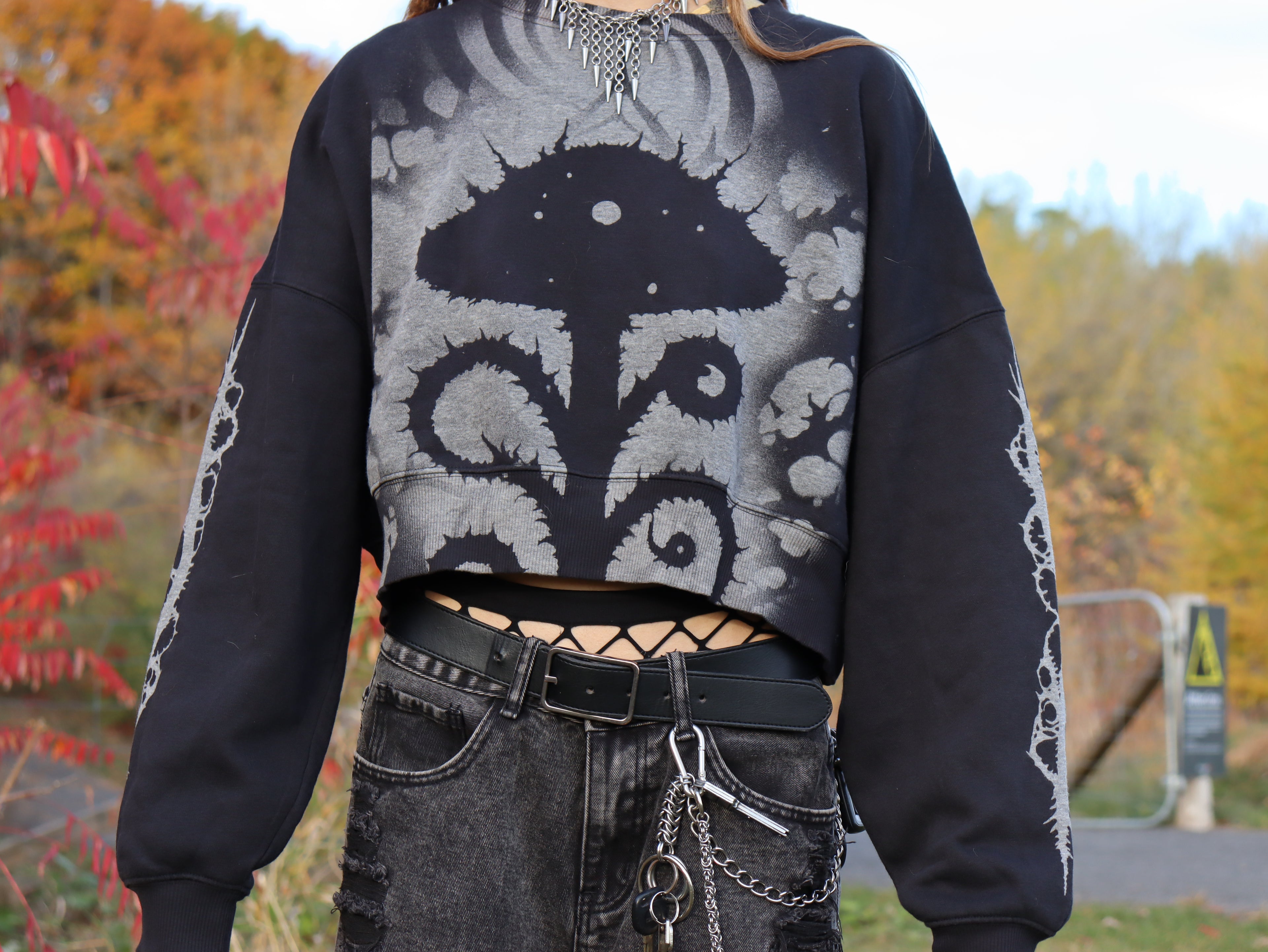 Crew neck crop top skull Large