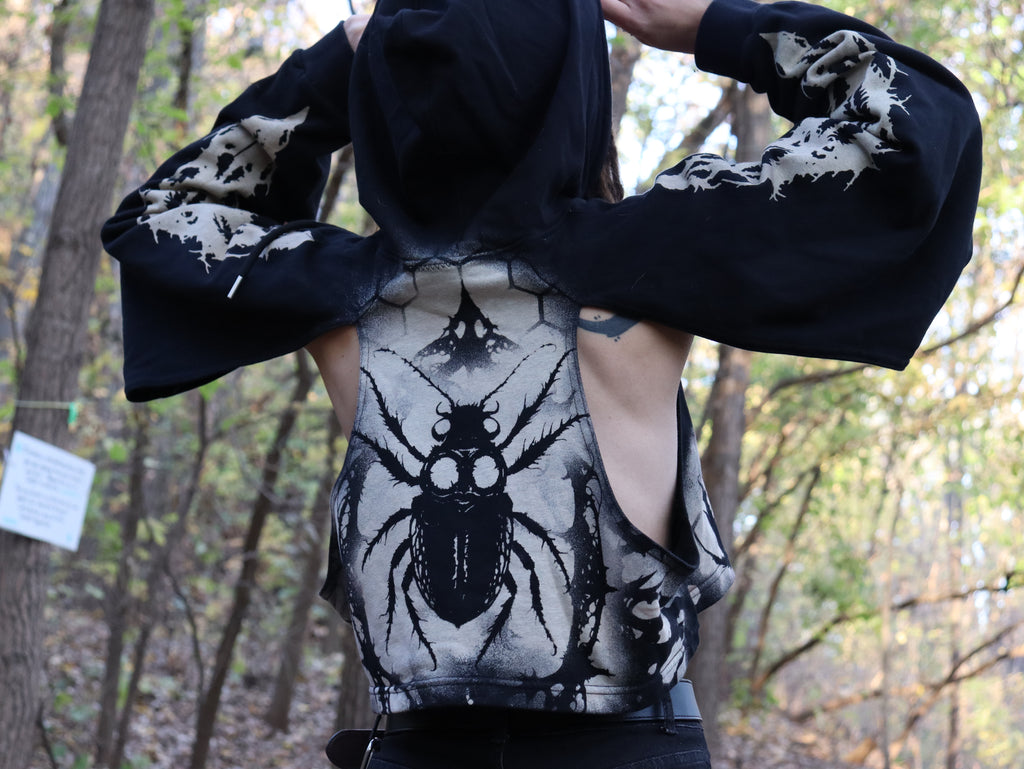 Crop top hoodie bugz XL