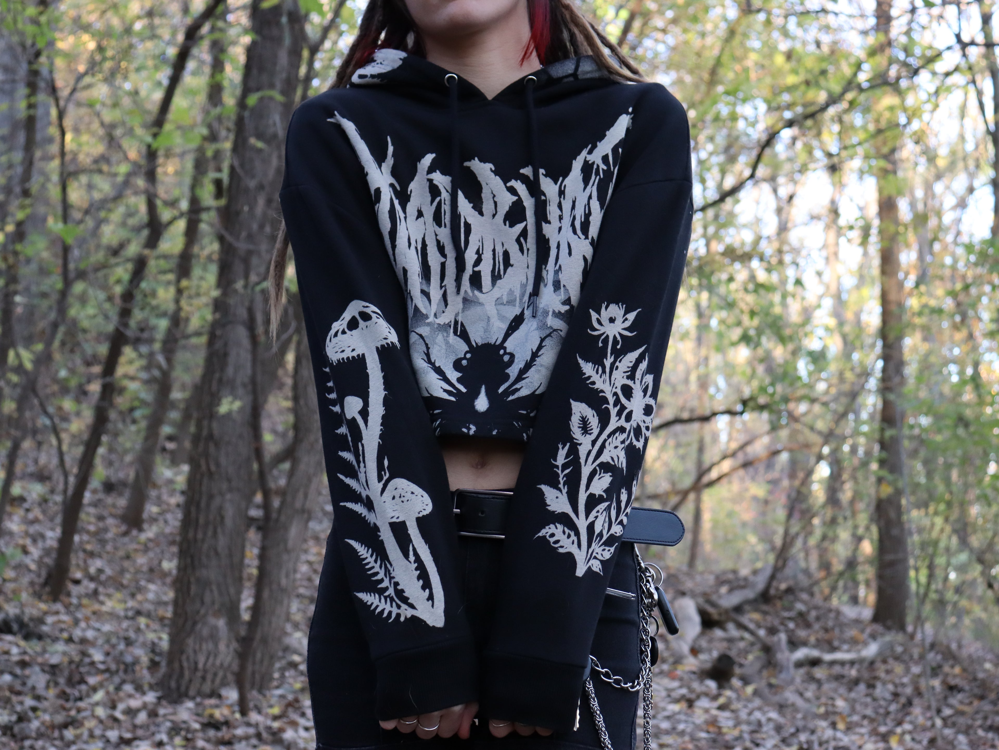 Crop top hoodie Medium bug